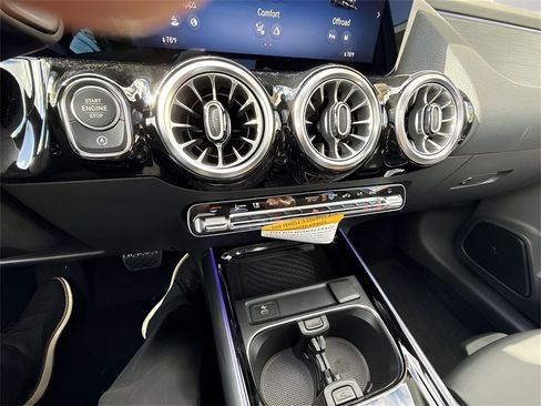 New 2026 Mercedes-Benz GLA 250 4MATIC image 18