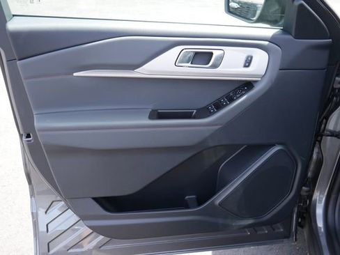 New 2026 Ford Explorer Active AWD/4WD image 14
