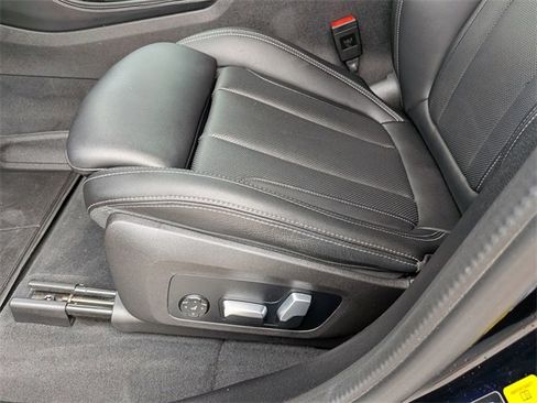 Used 2022 BMW X4 xDrive30i w/ Premium Package 2 image 21