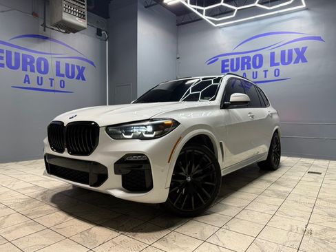 Used 2021 BMW X5 xDrive40i w/ M Sport Package AWD/4WD image 4