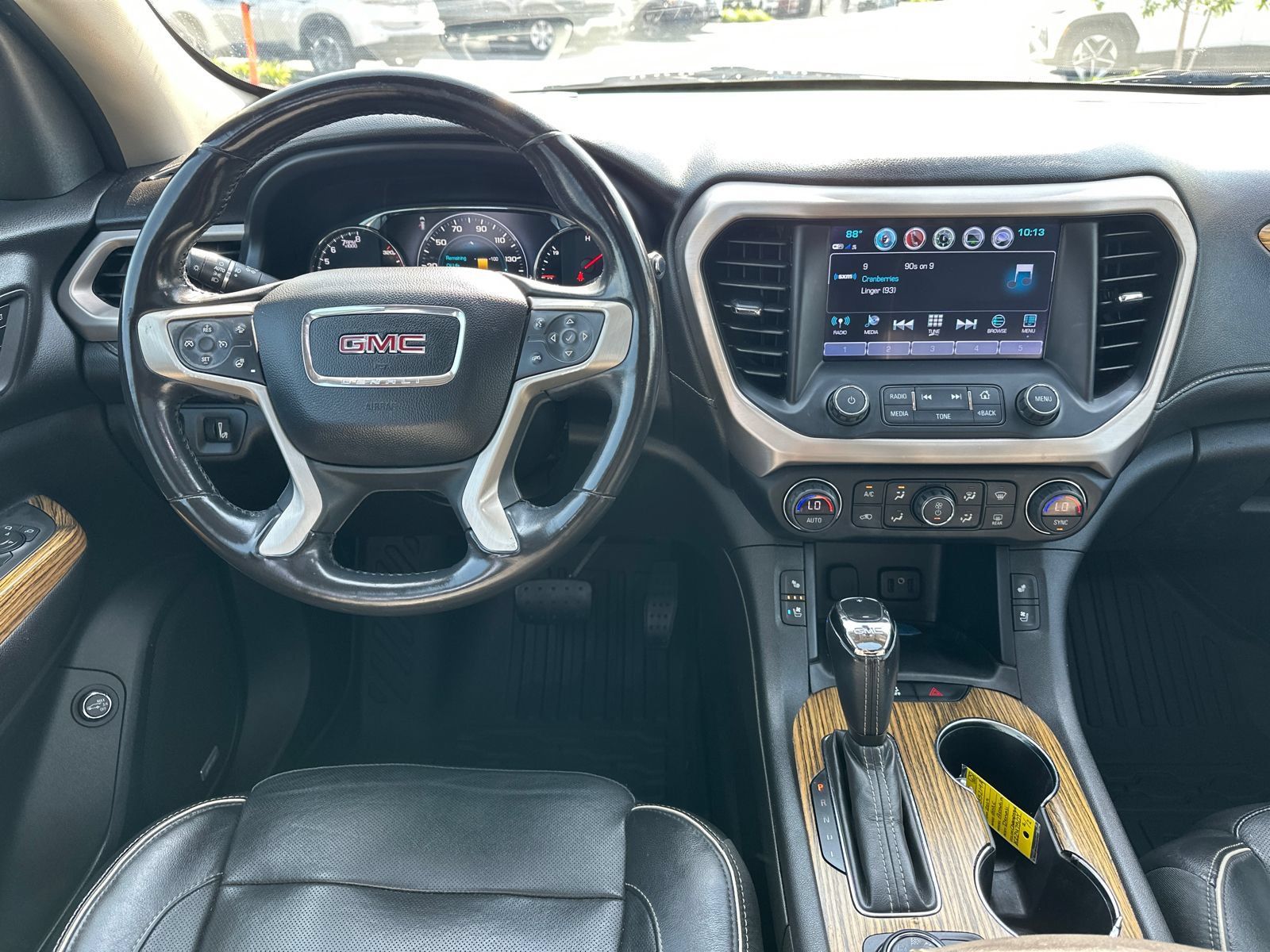 Used 2019 GMC Acadia Denali w/ Technology Package AWD/4WD image 19