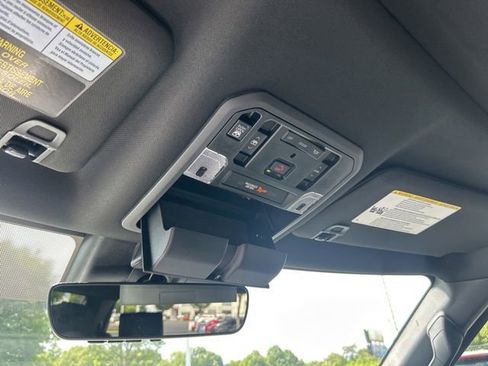 New 2026 Toyota Tundra Limited AWD/4WD image 29