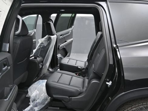 New 2026 GMC Acadia Elevation w/ Black Edition FWD image 14