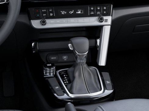 New 2025 Kia Seltos S FWD image 23