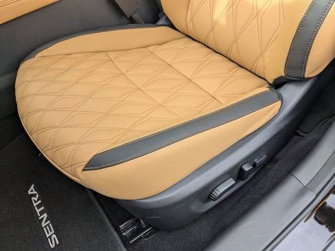New 2025 Nissan Sentra SV w/ SV Premium Package FWD image 15