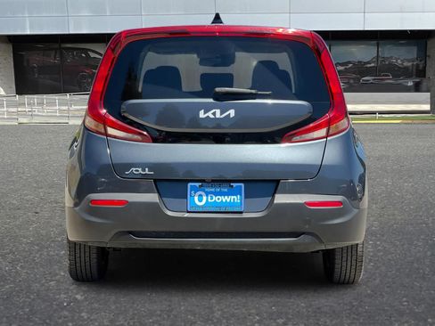 Used 2022 Kia Soul LX w/ Technology Package FWD image 8