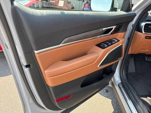 Used 2023 Kia Telluride SX X-Pro AWD/4WD image 5