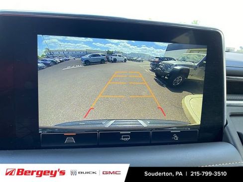 Used 2022 GMC Yukon AT4 w/ Max Trailering Package AWD/4WD image 18