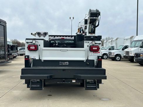 New 2024 Ford F550 4x4 Regular Cab Super Duty image 6