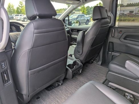 Used 2024 Honda Odyssey Touring image 25