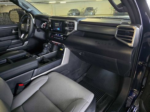 Used 2025 Toyota Tundra SR5 image 12