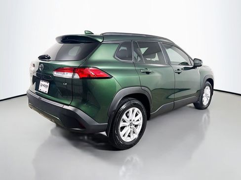 Used 2024 Toyota Corolla Cross LE image 7