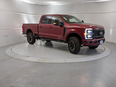 New 2025 Ford F250 Lariat w/ Lariat Ultimate Package