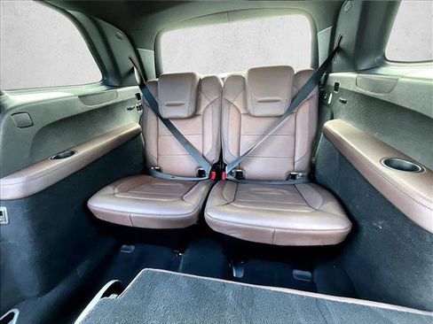 Used 2016 Mercedes-Benz GL 550 GL 550 image 29