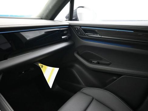 New 2025 Porsche Macan Turbo Electric AWD/4WD image 20