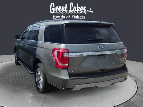 Used 2019 Ford Expedition XLT w/ Equipment Group 202A AWD/4WD image 3