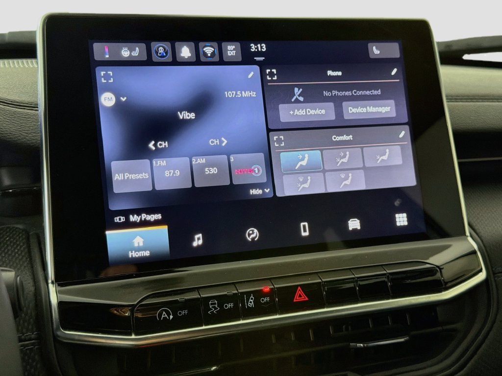 Used 2026 Jeep Compass Latitude AWD/4WD image 17