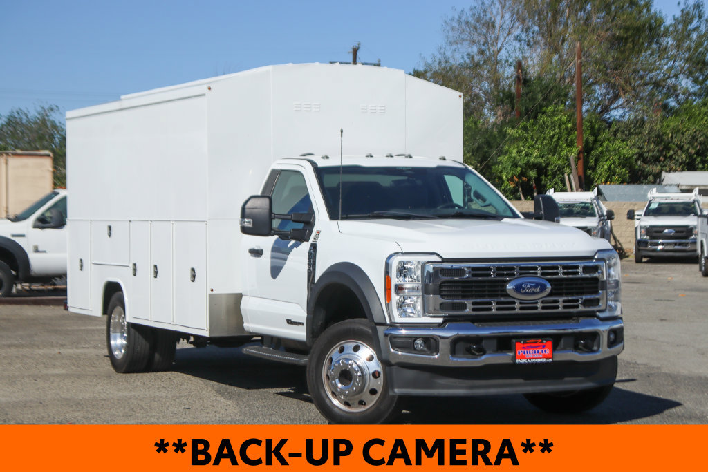 Used 2023 Ford F550 2WD Regular Cab Super Duty image 2