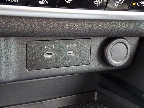 Used 2024 Nissan Rogue SV image 28