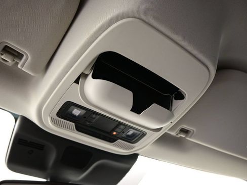 Used 2025 Ford Expedition Max Active RWD image 23