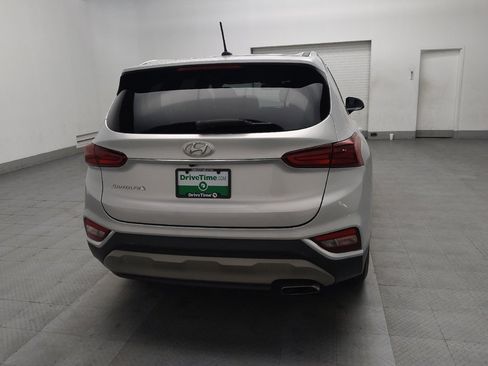 Used 2019 Hyundai Santa Fe SE image 7