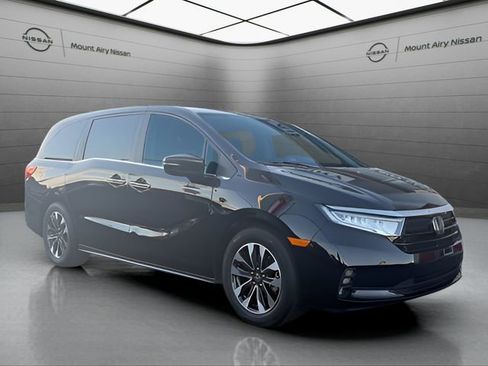 Used 2024 Honda Odyssey EX-L image 1