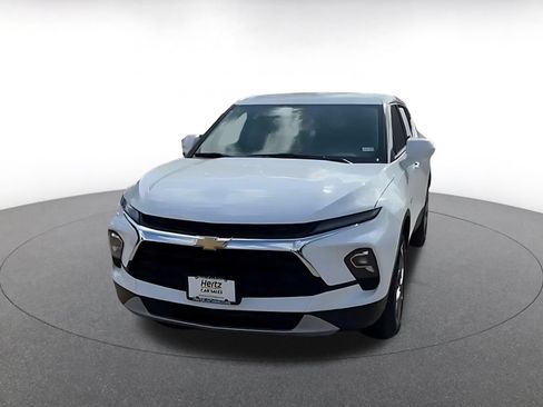 Used 2026 Chevrolet Blazer LT FWD image 6