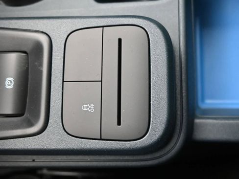 New 2025 Ford Maverick XLT w/ Equipment Group 301A image 38