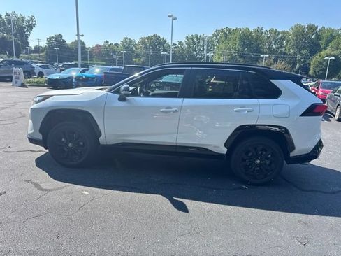 Used 2023 Toyota RAV4 XSE AWD/4WD image 8
