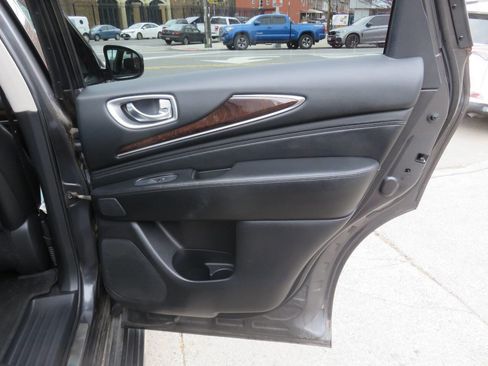 Used 2014 INFINITI QX60 AWD w/ Deluxe Touring Package image 35