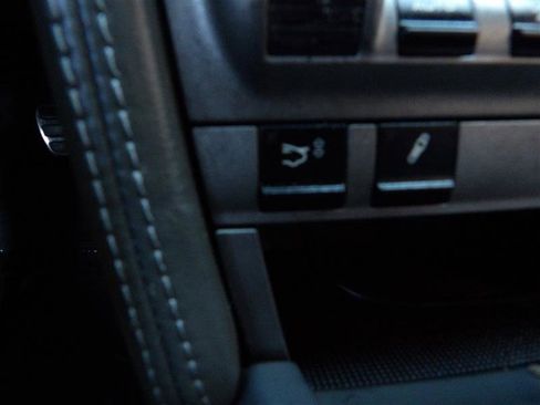 Used 2006 Porsche 911 Carrera S image 18