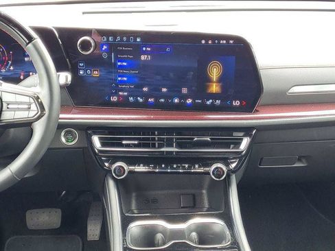 Certified 2024 Chevrolet Traverse RS AWD/4WD image 28