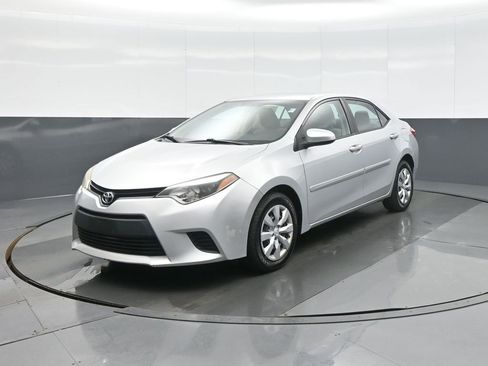 Used 2014 Toyota Corolla LE image 3