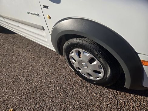 Used 2012 Ford Transit Connect XLT image 12