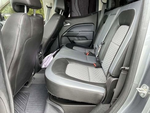 Used 2019 Chevrolet Colorado Z71 AWD/4WD image 10