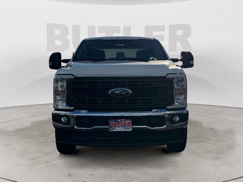 New 2026 Ford F250 XL image 8