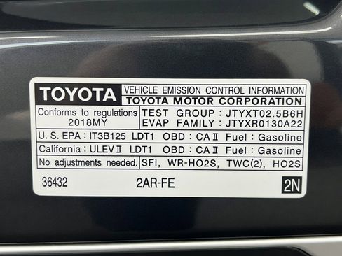 Used 2018 Toyota RAV4 XLE AWD/4WD image 21