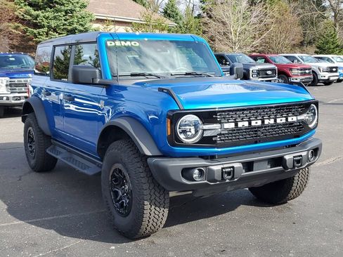 New 2026 Ford Bronco Big Bend w/ Black Diamond Package AWD/4WD image 3