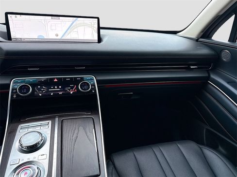 Used 2024 Genesis GV80 2.5T image 25