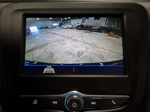 Used 2021 Chevrolet Equinox LT FWD image 37