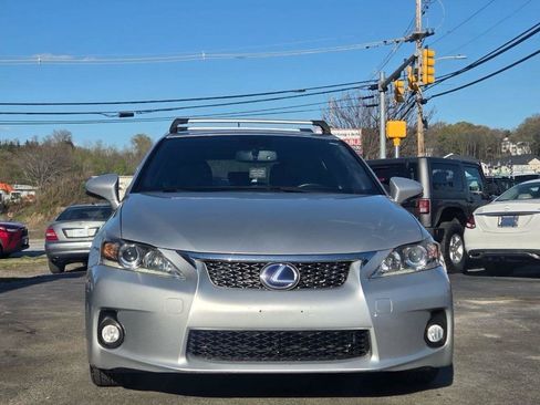 Used 2013 Lexus CT 200h w/ Premium Pkg w/Backup Camera FWD image 8