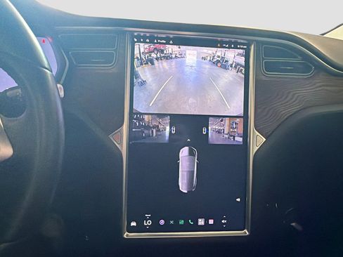 Used 2018 Tesla Model X 100D AWD/4WD image 23