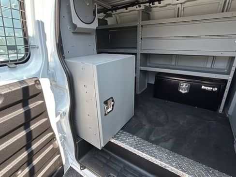 Used 2025 Chevrolet Express 2500 w/ Driver Convenience Package RWD image 36
