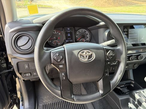 Used 2023 Toyota Tacoma SR image 22