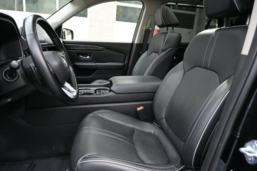 Used 2023 Honda Pilot Elite image 17