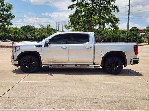 Used 2022 GMC Sierra 1500 Denali AWD/4WD image 5