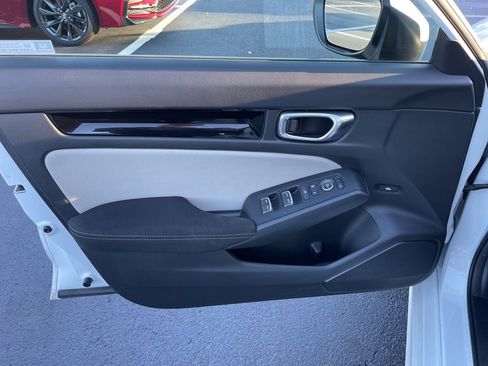 Used 2023 Honda Civic EX image 19