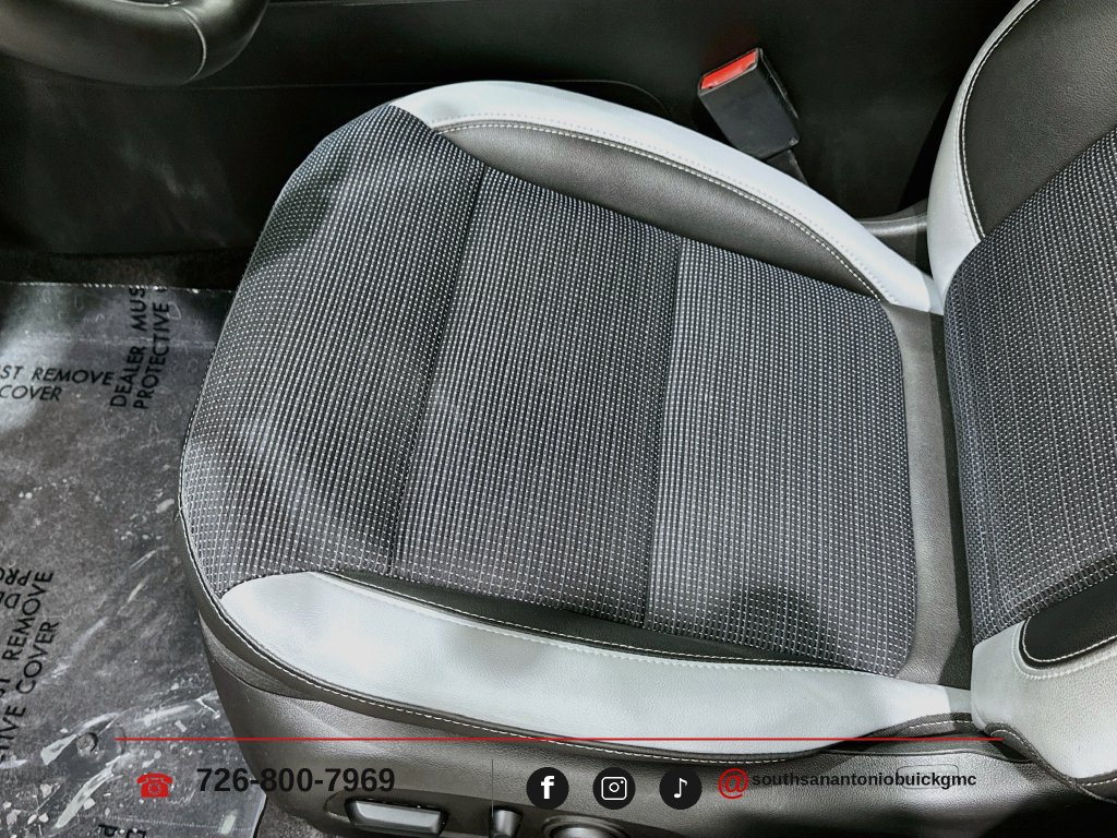 Certified 2025 Buick Envista Preferred w/ Convenience I Package FWD image 19