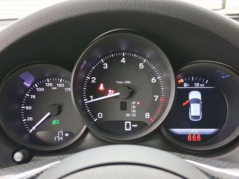 Used 2026 Porsche Macan image 20