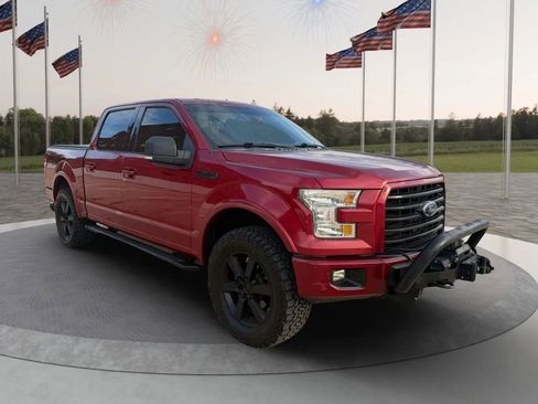 Used 2016 Ford F150 XLT AWD/4WD image 8